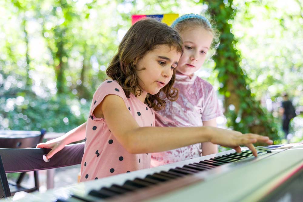 294-WEB_250912_NM2_2161